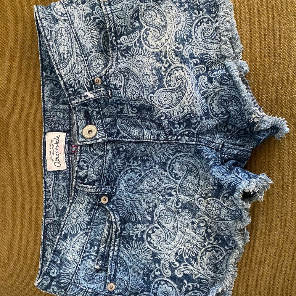 Shorts different sizes